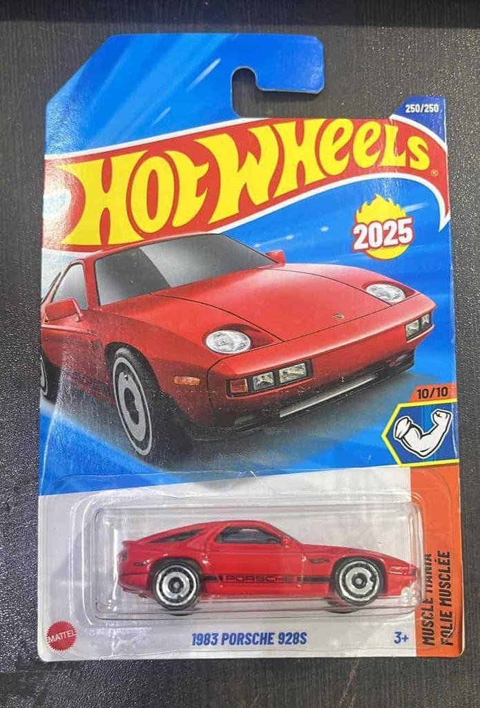 HOTWHEELS “ 1983 PORSCHE 928S ”