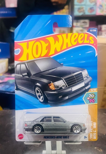 HOTWHEELS “MERCEDES BENZ 500 E” 