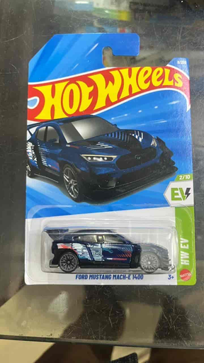 HOTWHEELS “ FORD MUSTANG MACH E 1400”