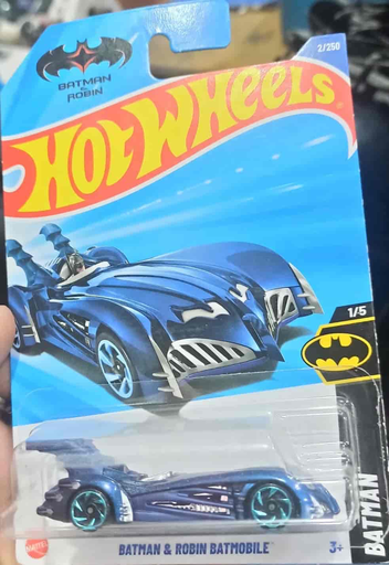 BATMAN & ROBIN BATMOBILE